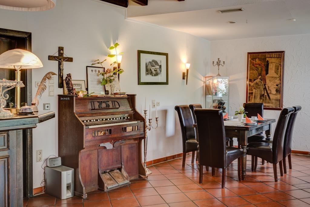 Hotel Weisse Muehle Breitenworbis Εξωτερικό φωτογραφία